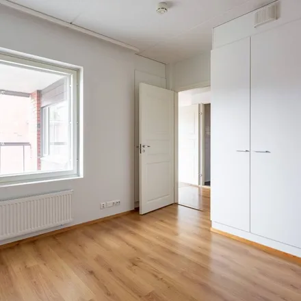 Rent this 2 bed apartment on Von Daehnin katu 23 in 00790 Helsinki, Finland