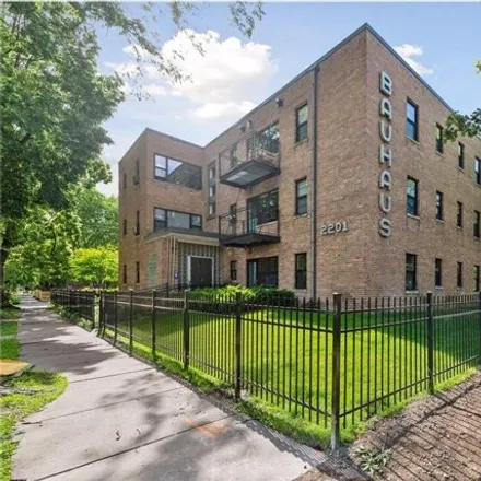 Buy this 1 bed condo on 2201 3rd Ave S Apt 202 in Minneapolis, Minnesota