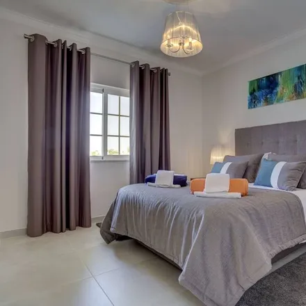 Rent this 4 bed house on 8400-556 Distrito de Évora