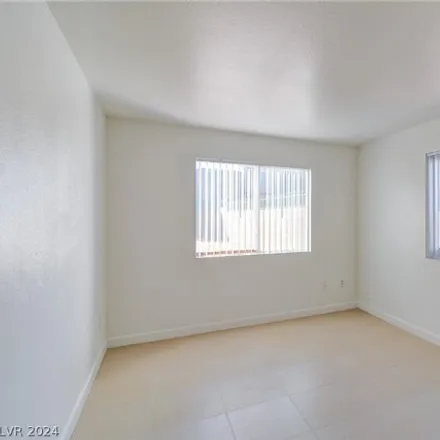 Image 8 - 3959 Danny Melamed Street East, Las Vegas, NV 89110, USA - Condo for rent