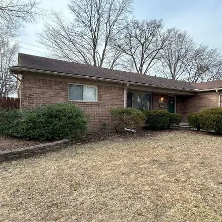 Rent this 3 bed house on 4139 Marywood Drive in Troy, MI 48085