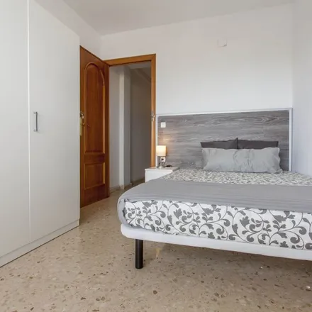 Image 2 - Avinguda del Cardenal Benlloch, 48, 46021 Valencia, Spain - Apartment for rent