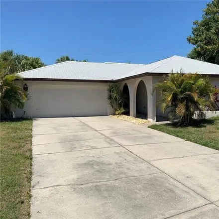 Rent this 3 bed house on 6543 Waterford Circle in Sarasota County, FL 34238