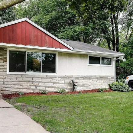 Buy this 3 bed house on 1318 East 5th Street in Saint Paul, MN 55106
