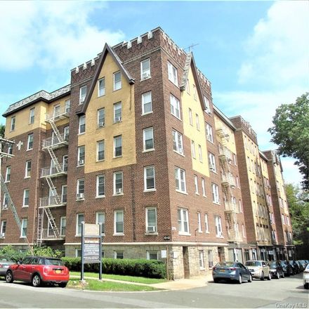 Rent this 2 bed condo on Midland Avenue in Bronxville, Yonkers