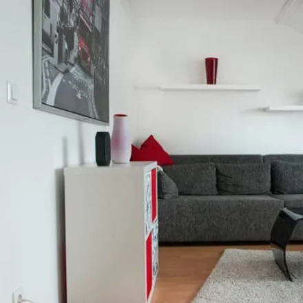 Rent this 2 bed apartment on Am Kaninsberg 32 in 50226 Frechen, Germany