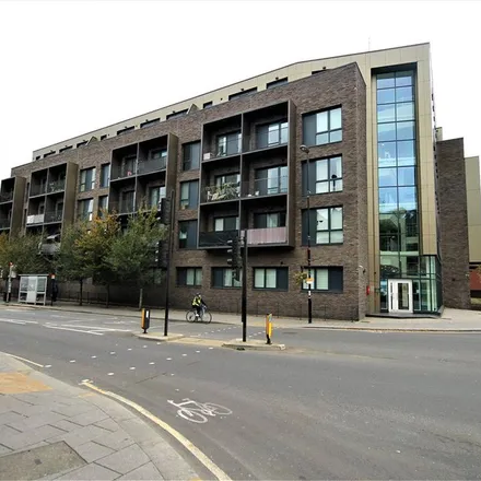 Rent this 1 bed apartment on Haart in 121 South End, London