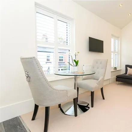 Rent this 1 bed apartment on Mount Street in Harrogate, HG2 8DQ