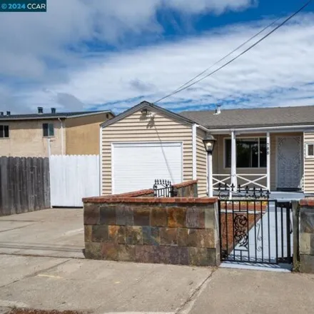 Buy this 2 bed house on 788 Amador Street in Richmond, CA 94805