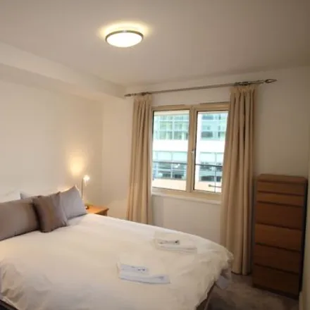 Image 3 - The Oaks, Ballsbridge Terrace, Dublin, D04 C7K6, Ireland - Apartment for rent