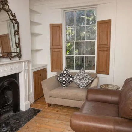 Rent this 4 bed apartment on 21 Nelson Place in Angel, London