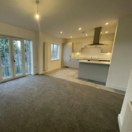 Rent this 2 bed room on Moorings Drive in Thorne, DN8 5FB