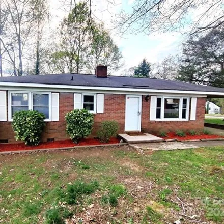 Buy this 2 bed house on 806 Howard Avenue in Monterey Park, Gaston County