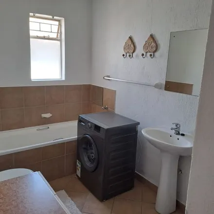 Image 7 - Bobstay Road, Dalpark Ext. 1, Gauteng, 1543, South Africa - Apartment for rent