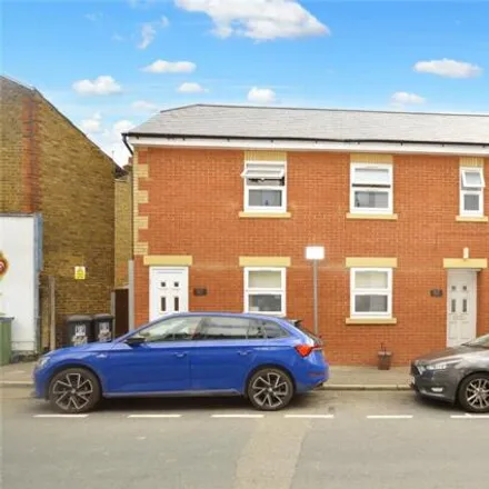 Image 1 - 22 Leavesden Road, North Watford, WD24 5FR, United Kingdom - Apartment for sale