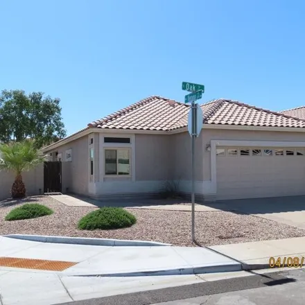 Buy this 3 bed house on 701 South Oak Street in Gilbert, AZ 85233