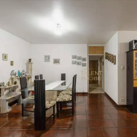 Buy this 3 bed apartment on Rua Doutor Nicolau de Sousa Queirós 403 in Paraíso, São Paulo - SP