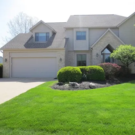 Buy this 4 bed house on 12618 Oakmere Drive in Violet Township, OH 43147