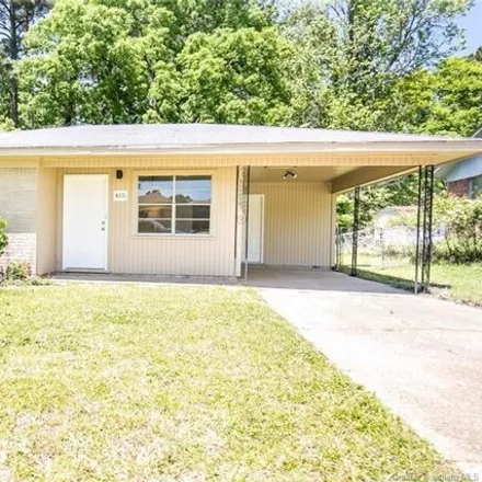 Buy this 3 bed house on 415 Hickory Street in New Llano, Vernon Parish