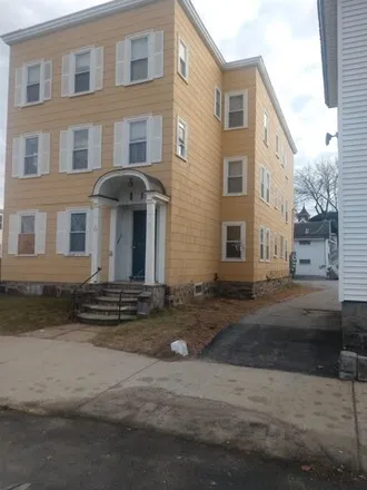 Buy this studio house on 55 High Street in Manchester, NH 03104