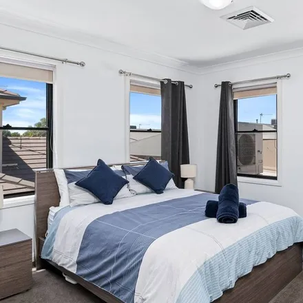 Rent this 3 bed apartment on Yarrawonga VIC 3730