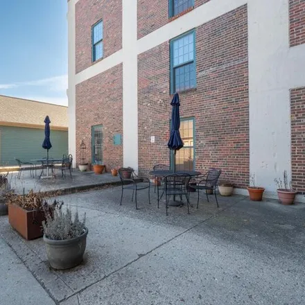 Image 6 - Union Laundry Lofts, 735 Lexington Avenue, Indianapolis, IN 46203, USA - Condo for sale