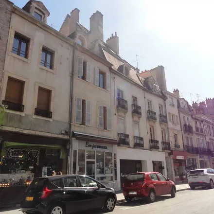 Image 1 - 3 Place des Ducs de Bourgogne, 21000 Dijon, France - Apartment for rent