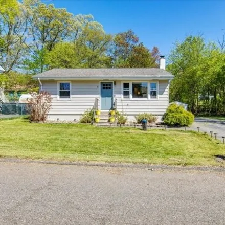 Buy this 2 bed house on 7 Williams Trail in Hopatcong Hills, Hopatcong