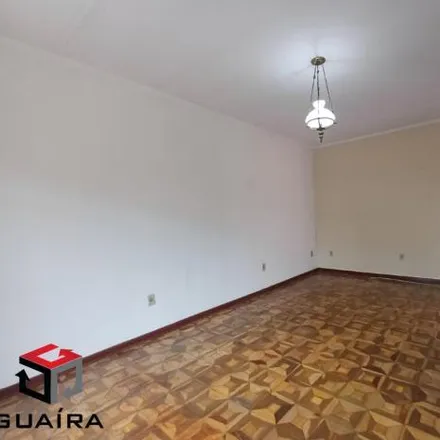 Rent this 5 bed house on Unidade da Saúde da Família Valparaíso in Rua Andradina, Vila Valparaíso