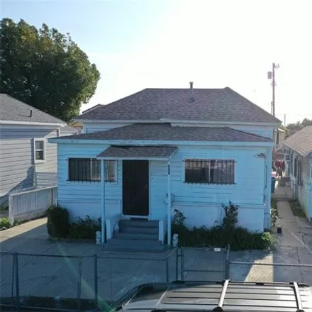 Buy this 4 bed house on 151 Avenue 25 in Los Angeles, CA 90031
