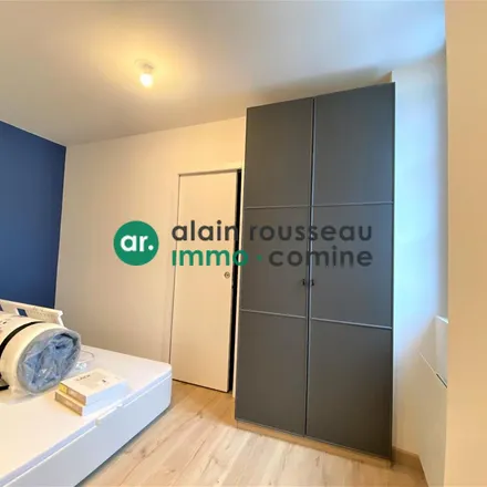 Rent this 2 bed apartment on Direction des Parcs in Jardins et Paysages, 20 Boulevard de Lavoisier