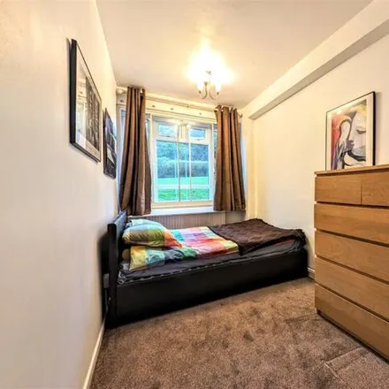 Image 8 - Ambleside, Albert Drive, London, SW19 6JZ, United Kingdom - Room for rent