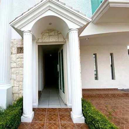 Rent this 3 bed house on Calle Carruaje Sur in Parque Real, 45138 Zapopan