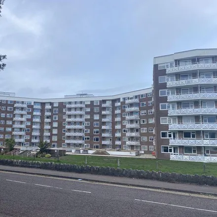 Rent this 3 bed apartment on Elizabeth Court in Grove Road, Bournemouth