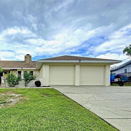Buy this 3 bed house on 1600 Lakewood Drive South in Polk County, FL 33813