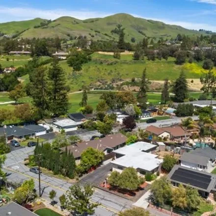 Buy this 3 bed house on 462 Rennie Avenue in East Foothills, San Jose