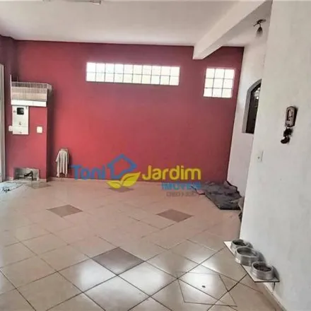 Buy this 2 bed house on Rua Almada 1212 in Jardim Santo Alberto, Santo André - SP