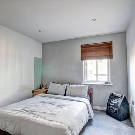 Image 4 - Curzon Place, Gateshead, NE8 2AR, United Kingdom - Apartment for rent
