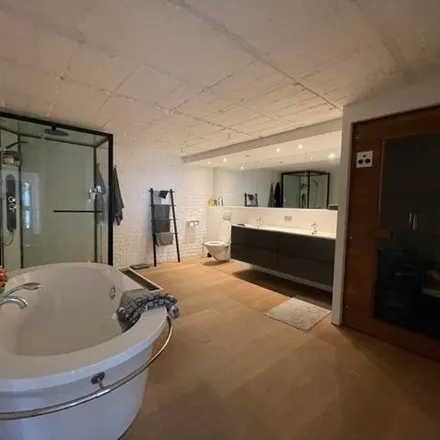 Rent this 2 bed apartment on Gobelinstraat 1 in 9700 Oudenaarde, Belgium