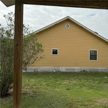 Image 6 - 10412 Mile 4 West, The Highlands Colonia, Hidalgo County, TX 78599, USA - House for sale