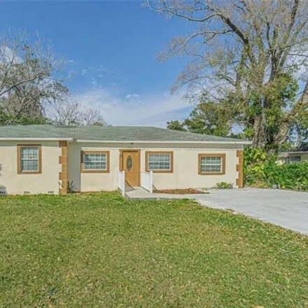 Buy this 3 bed house on 1077 West 12th Street in Lakeland, FL 33805