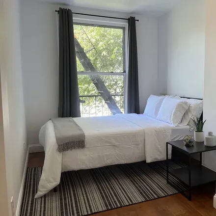 Rent this 3 bed apartment on New York