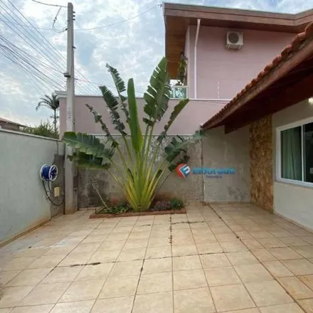 Buy this 3 bed house on Rua Primo Favaro in Vila Menuzzo, Sumaré - SP