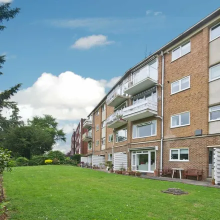 Rent this 2 bed apartment on Northwick Road in Claines, WR3 7RF
