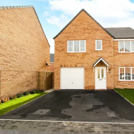 Buy this 5 bed house on unnamed road in Doncaster, DN4 7GA