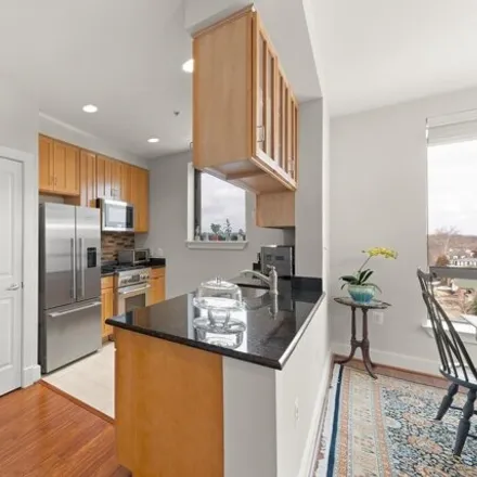 Image 3 - The Hartford Condominiums, 1200 North Hartford Street, Arlington, VA 22201, USA - Apartment for rent