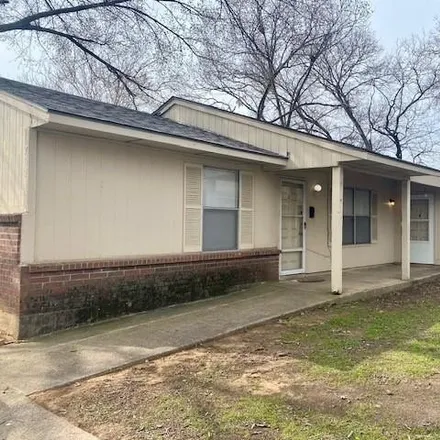 Rent this 2 bed house on 692 North Pecan Street in Arlington, TX 76011