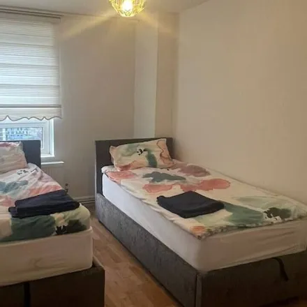 Rent this 2 bed apartment on London in N1 5TG, United Kingdom