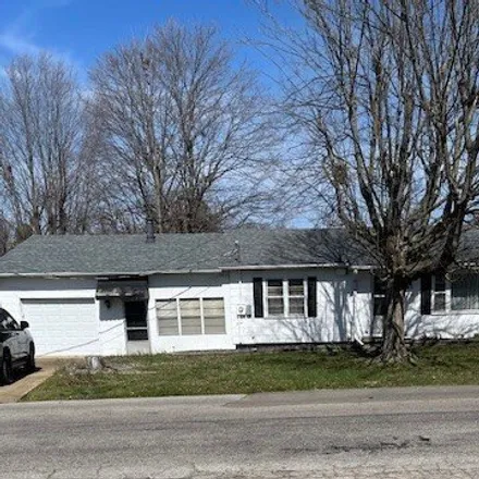 Buy this 3 bed house on 2235 Baughs Lane in Poplar Bluff, MO 63901