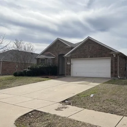 Buy this 3 bed house on 107 Fallen Rock Drive in Waxahachie, TX 75165